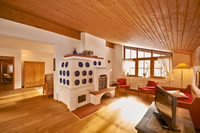 Appartement mit Kachelofen